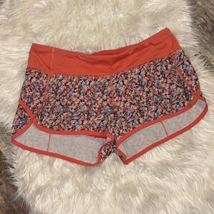 Lululemon Run: Speed Short *4-way Stretch
Prism Petal Multi / Atomic Red